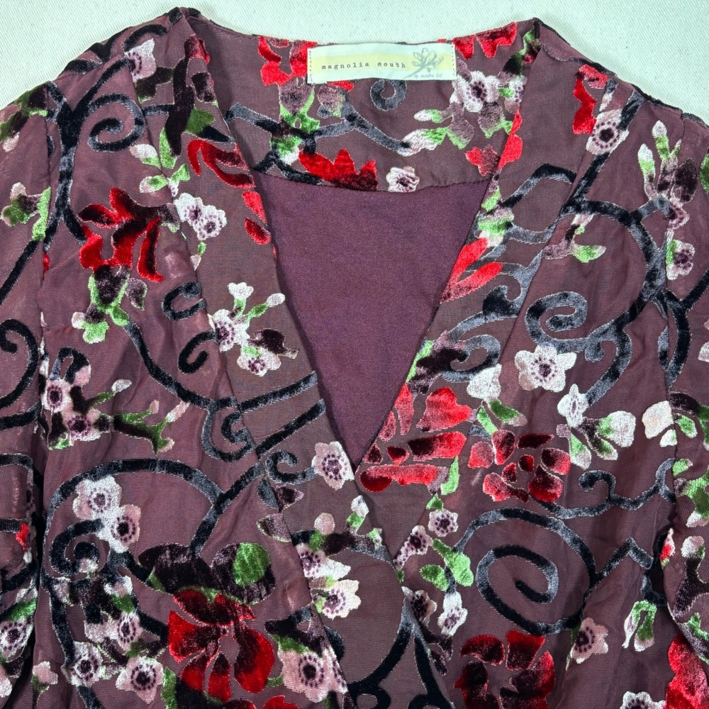 Magnolia South Womens Burgundy Burnout Lush Velvet Floral Wrap Crop Top Small